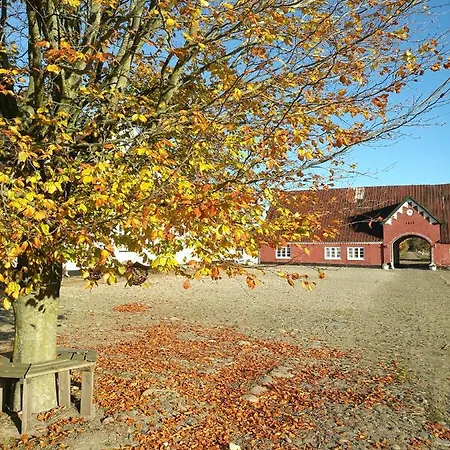 Holtegaard Bed & Breakfast 2*