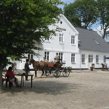 ベッド・アンド・ブレックファスト Holtegaard Dronninglund