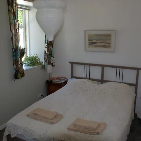 宏迪戈尔德住宿加早餐酒店 Dronninglund